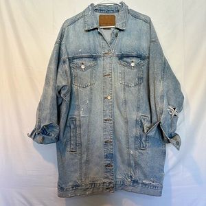 American Eagle oversized denim jacket. Size Large.